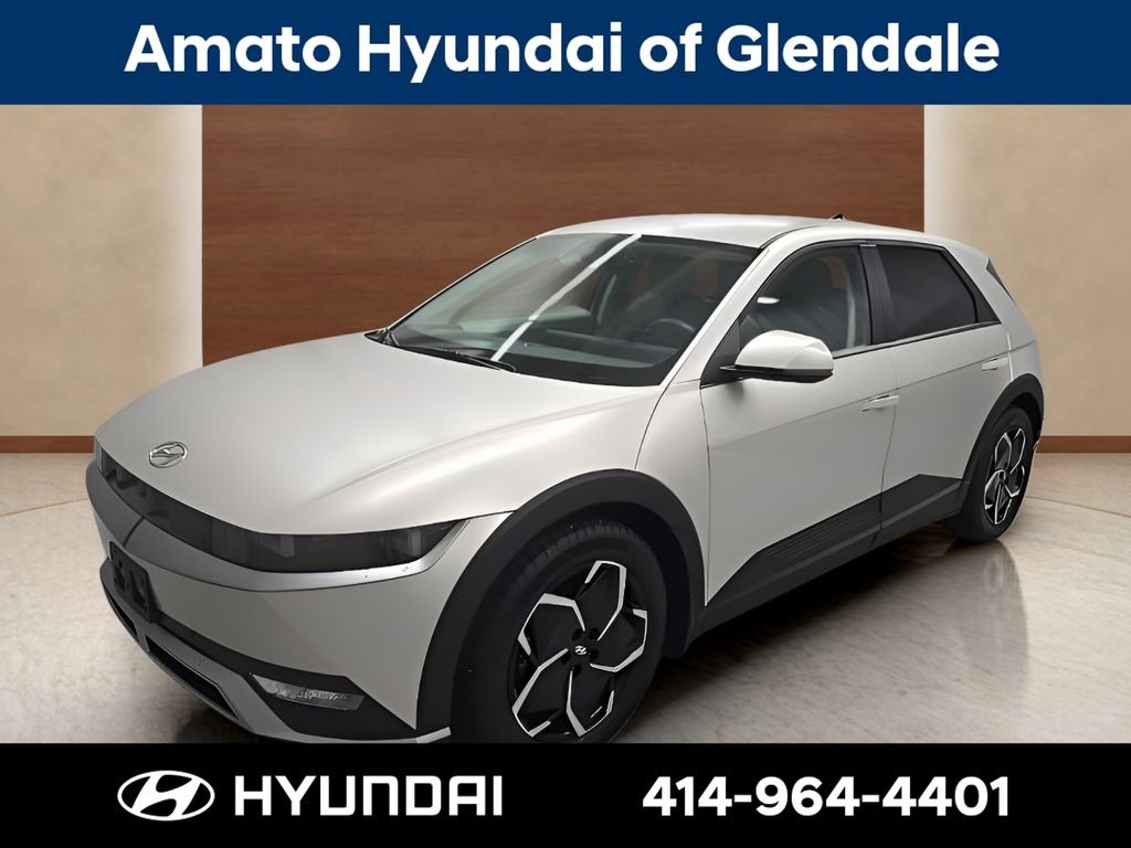 Certified Used 2024 Gold Hyundai SEL image 1