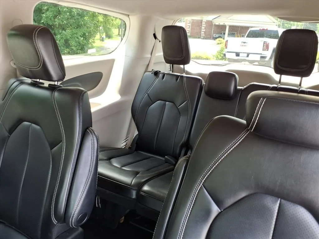 Used 2023 Gray Chrysler Touring L image 15