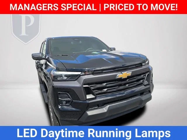 2025 Chevrolet Colorado LT - Photo 14
