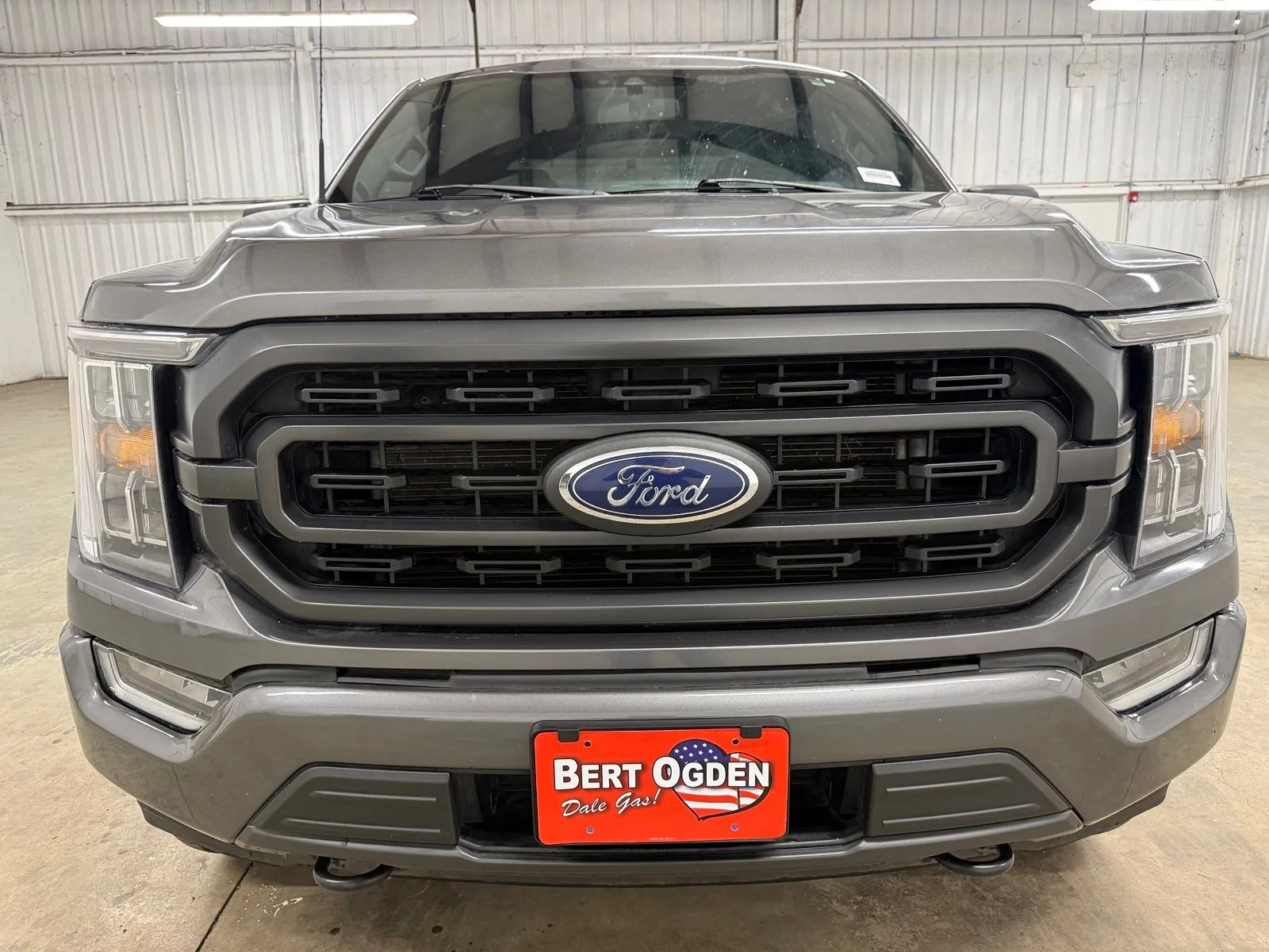 Used 2022 Gray Ford XLT image 2