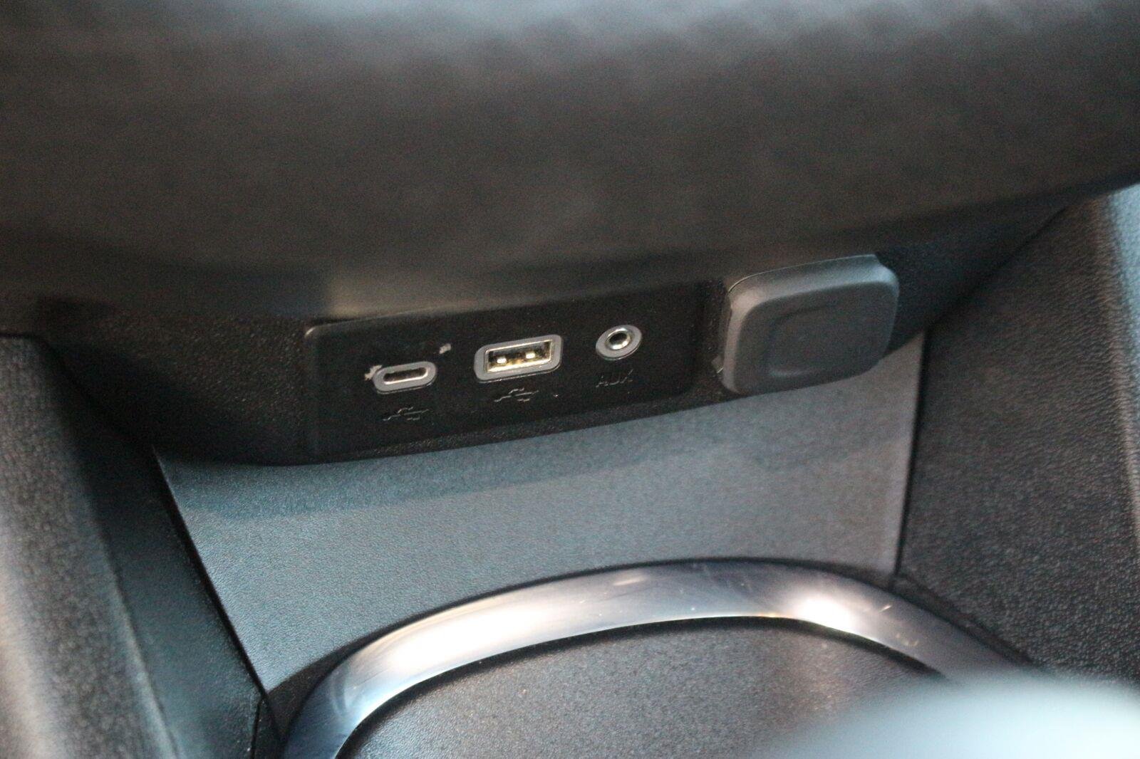 Used 2024 Summit White Chevrolet 1LT image 27