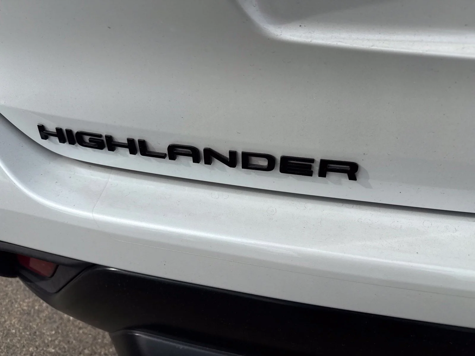 Used 2025  Toyota Hybrid XLE image 5