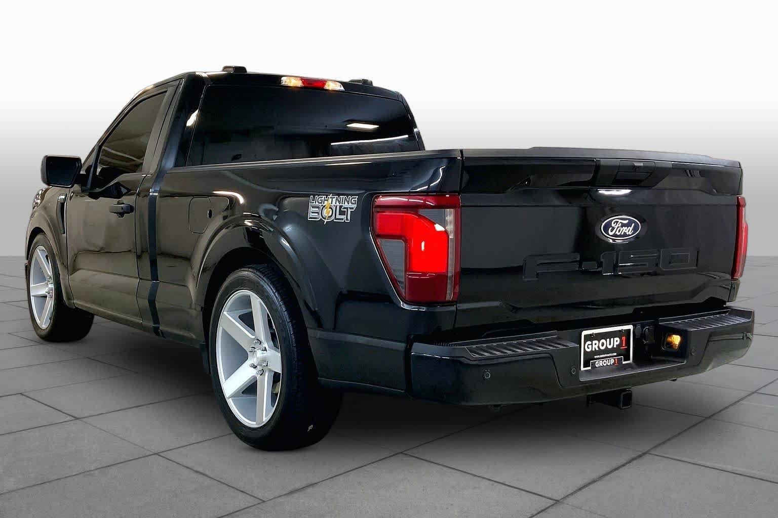 Used 2024 Agate Black Ford XL image 11