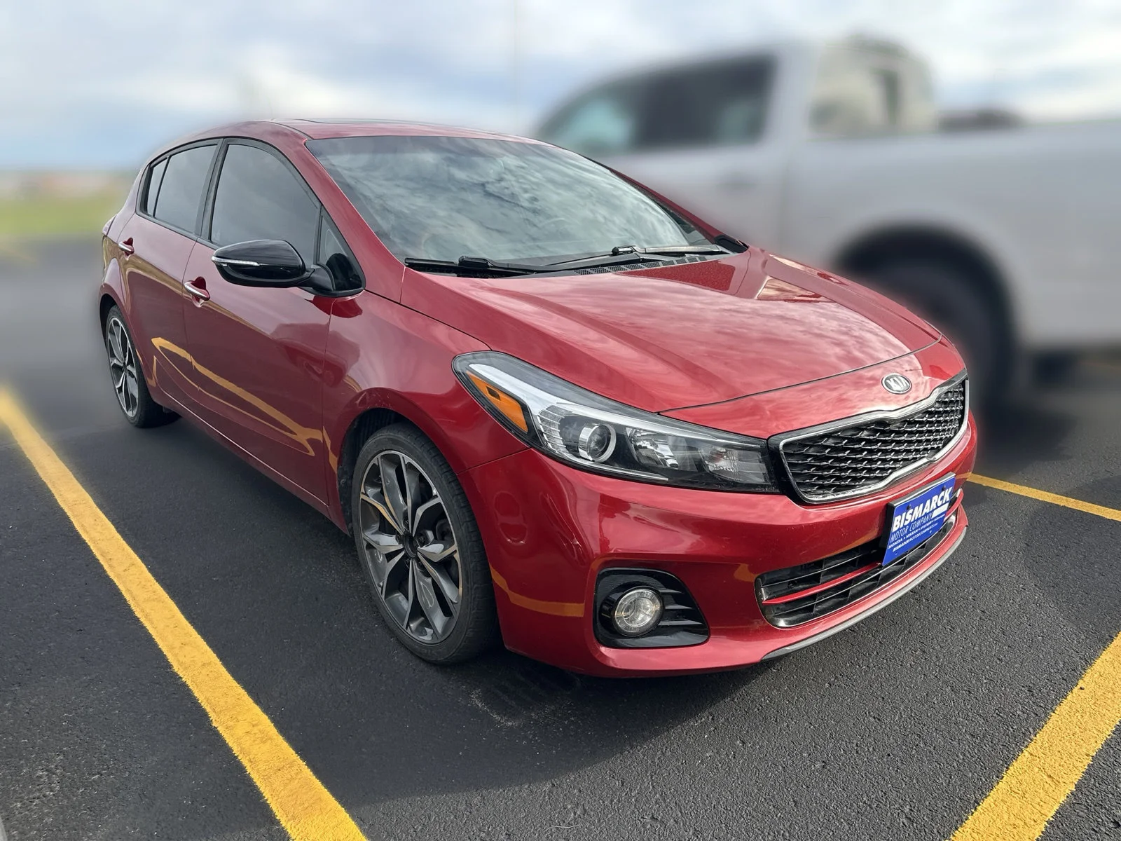 Used 2017 Red Kia SX image 2
