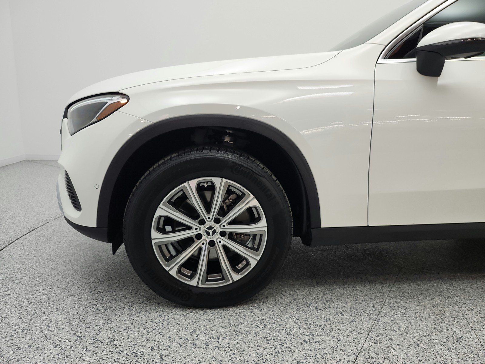 Certified Used 2026 Polar White Mercedes-Benz GLC 300 4MATIC® SUV image 21