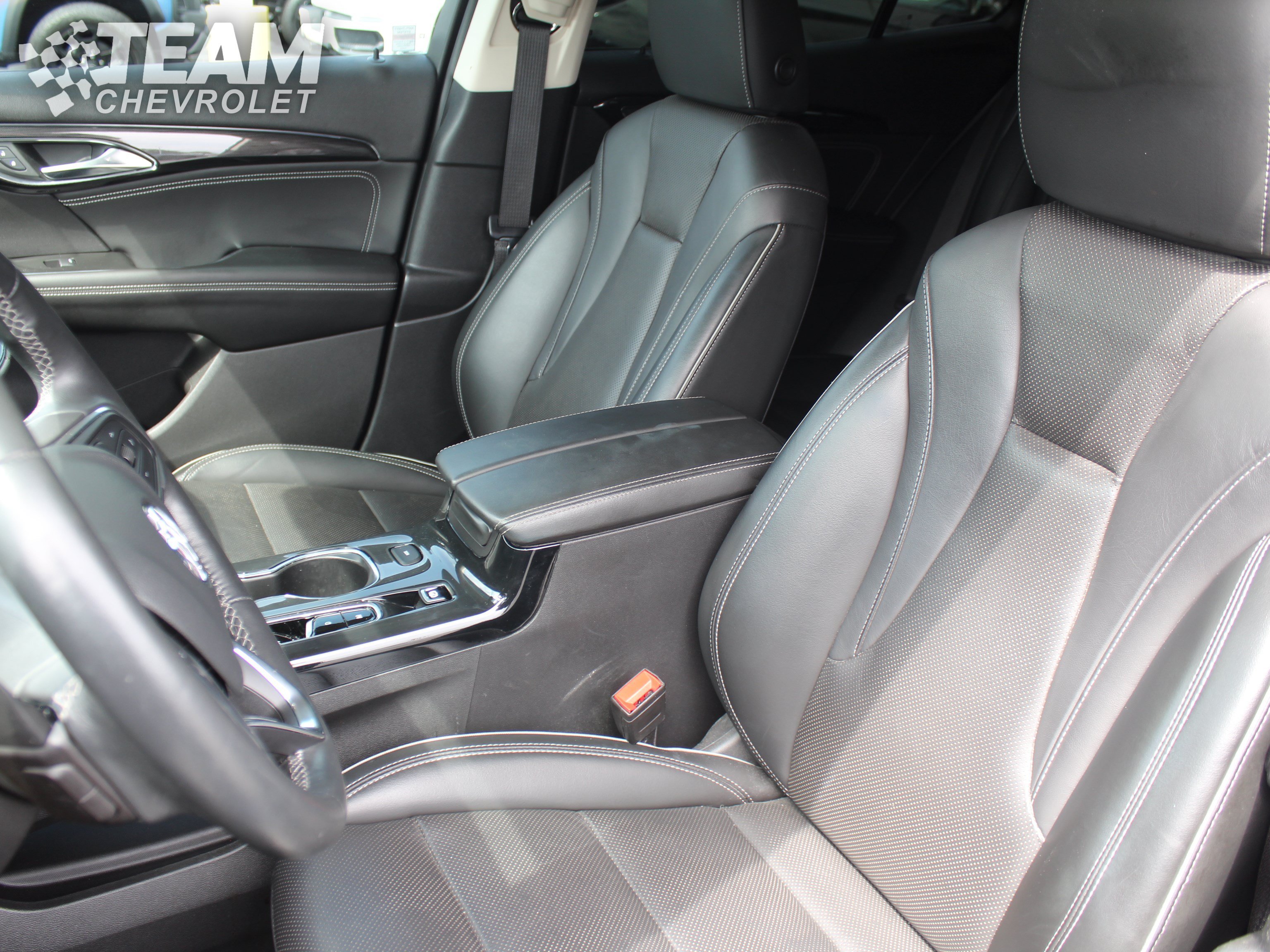 Used 2022 SAPPHIRE METALLIC Buick Essence image 12