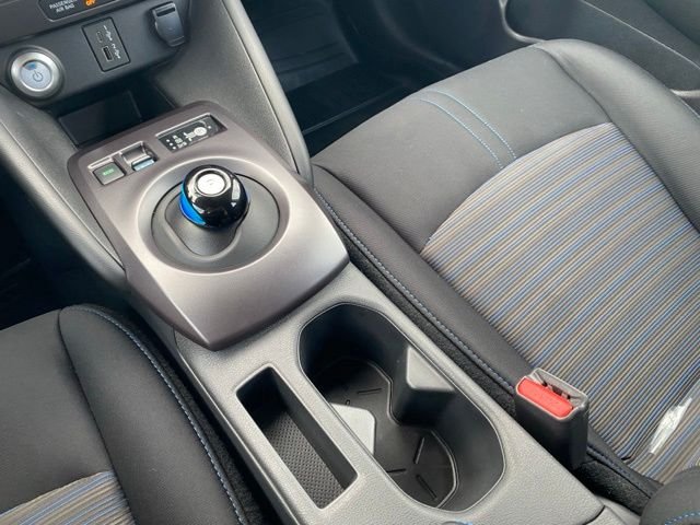 Used 2023 Deep Blue Pearl Nissan S image 22