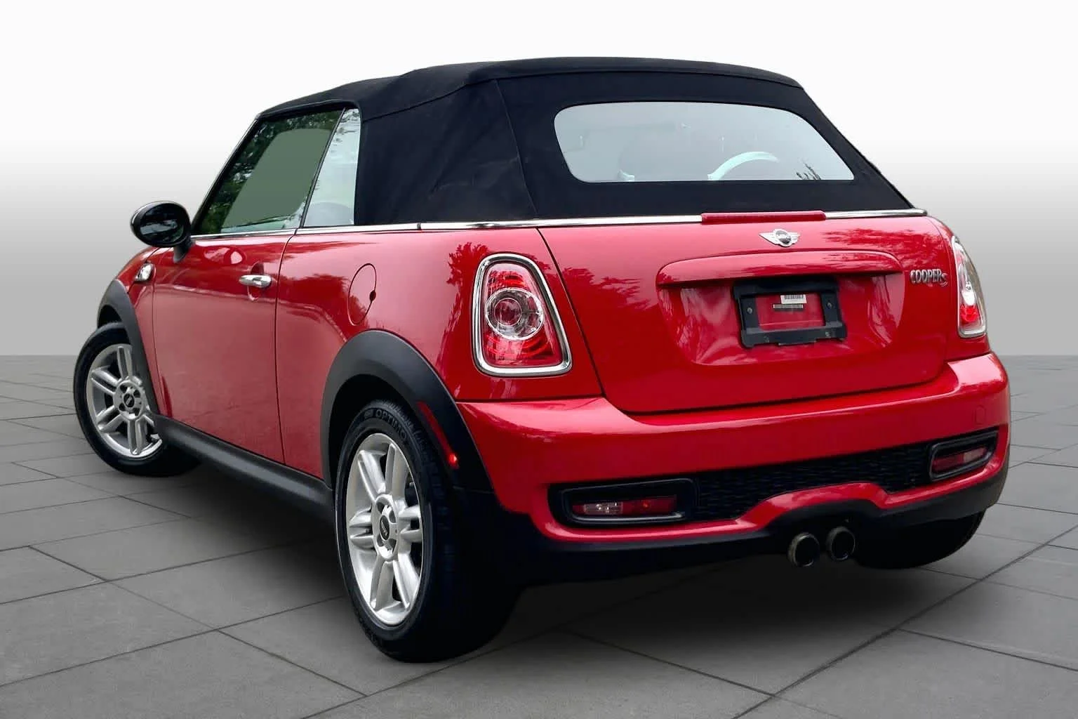 Used 2015 RED MINI S image 11