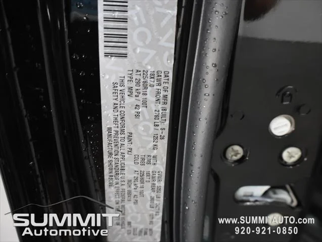 New 2026 Diamond Black Crystal Pearl-Coat Exterior Paint Jeep Limited image 72