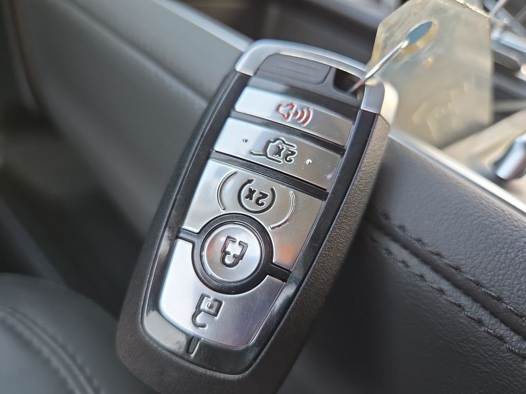 New 2027 Glacier Gray Metallic Tri-Coat Ford Active image 24