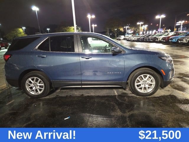 2024 Chevrolet Equinox LT photo 2