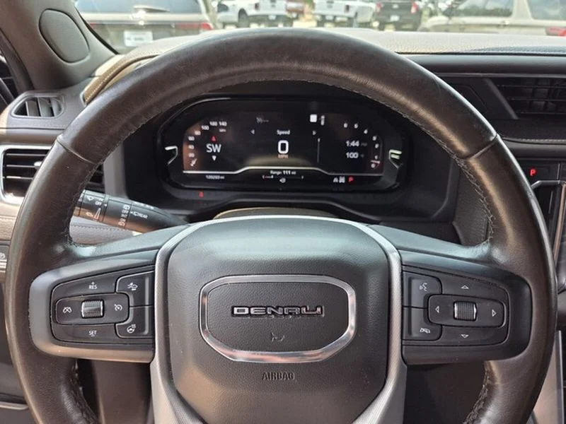 Used 2022 Onyx Black GMC Denali image 26