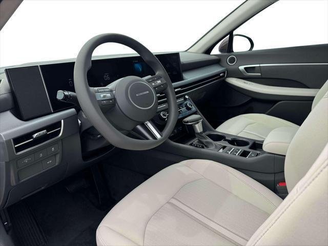 New 2026 Transmission Blue Hyundai SE image 14