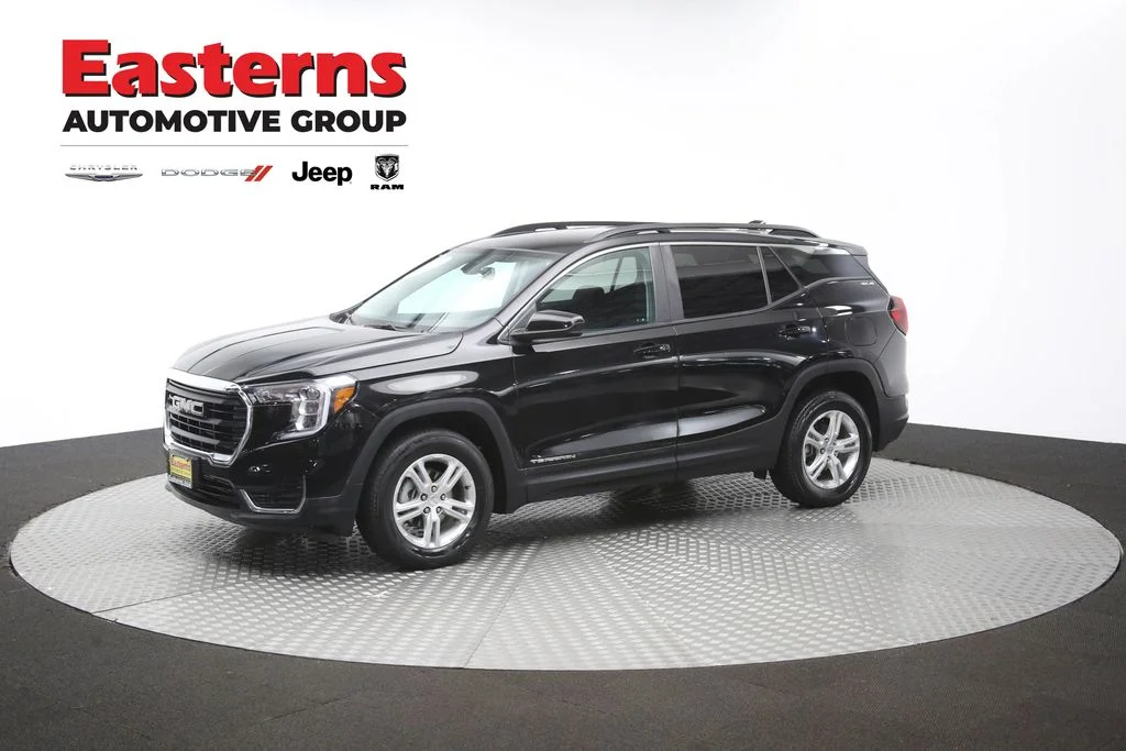Used 2023 Black GMC SLE image 87
