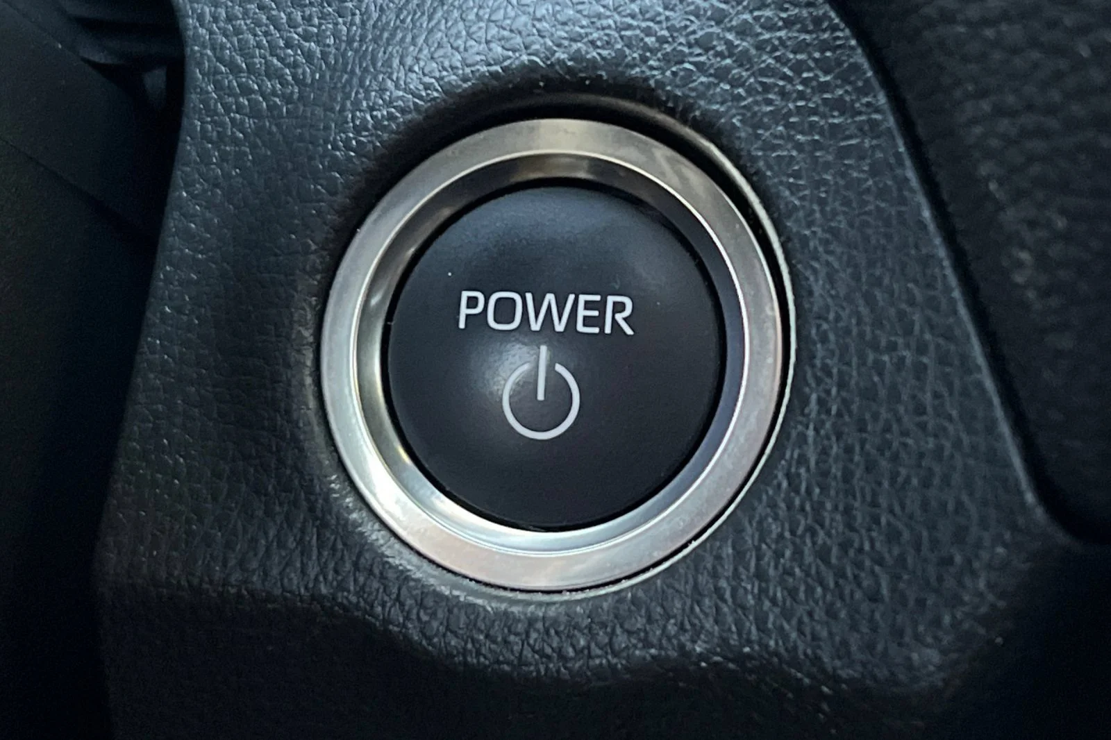 Used 2025  Toyota XSE image 22