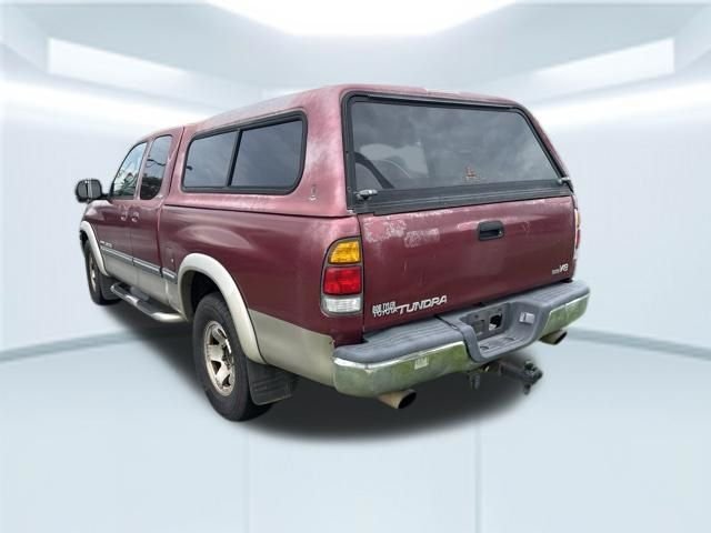 Used 2002 Red Toyota SR5 image 7