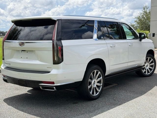 Used 2023 White Cadillac Premium Luxury Platinum image 10