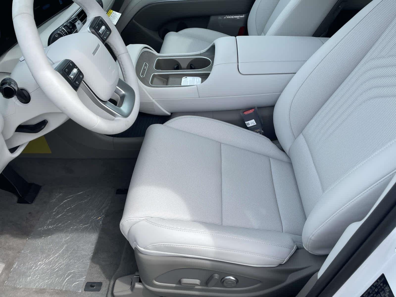 New 2026 Creamy White Pearl Hyundai SEL Premium 8P image 15