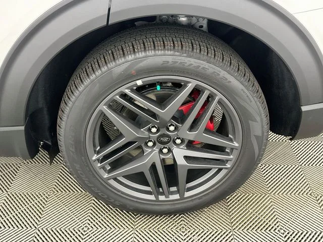 New 2026 Ford Explorer ST-Line