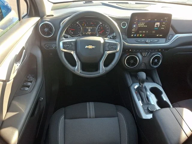 Used 2024 Blue Chevrolet LT image 11