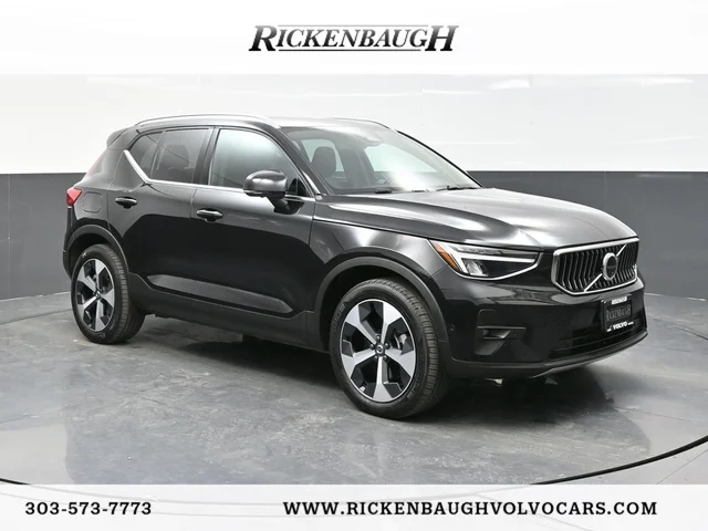2025 Volvo XC40 Plus