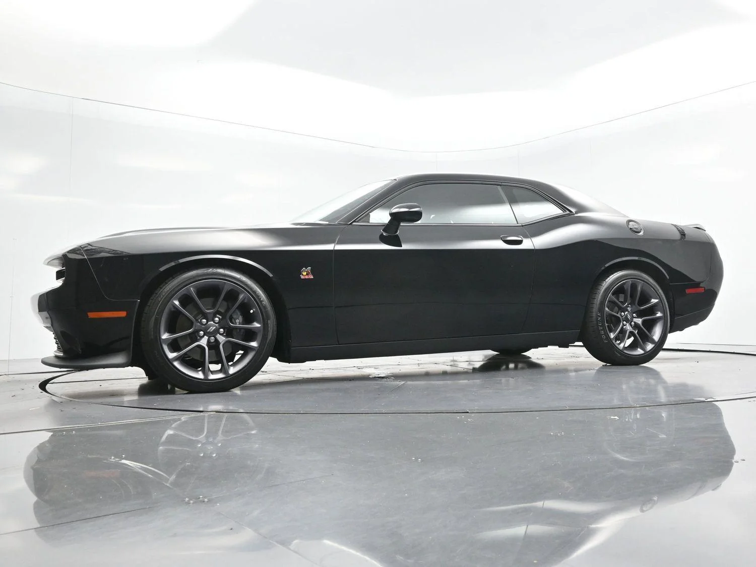 Used 2023 Pitch Black Clearcoat Dodge R/T Scat Pack image 43