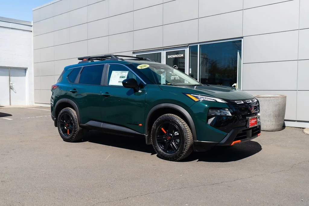New 2026 Obsidian Green Pearl Nissan Rock Creek® image 28