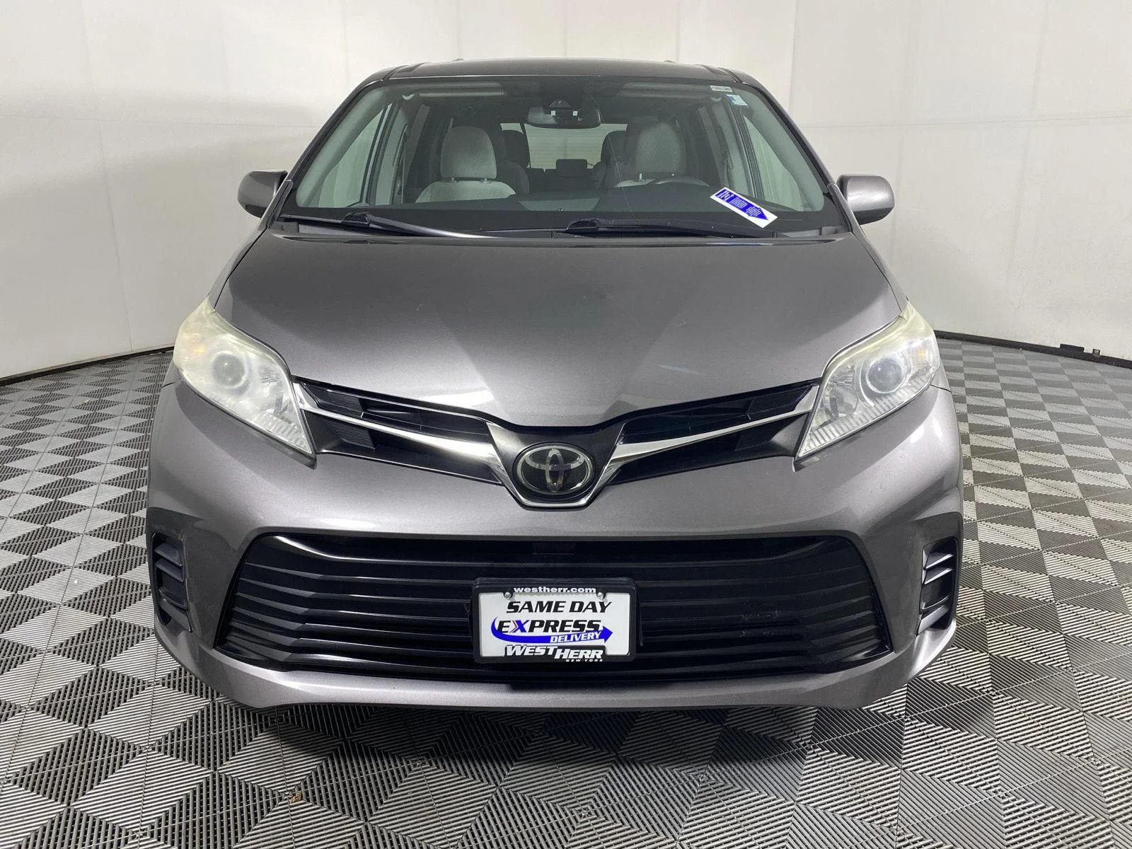 Used 2018 Predawn Gray Mica Toyota LE image 14