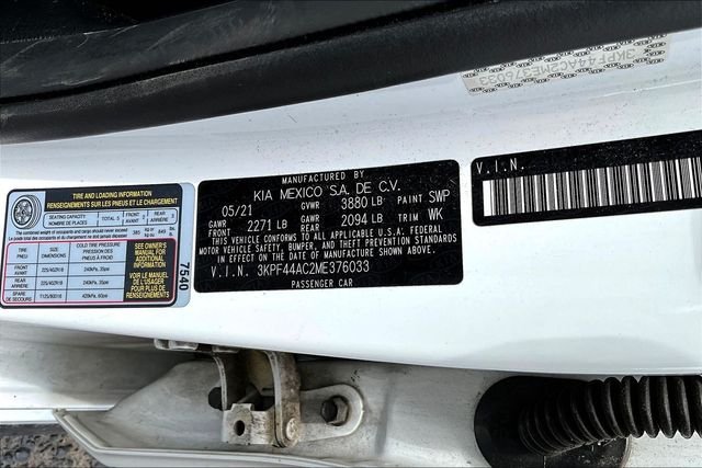 Used 2021 White Kia GT image 4