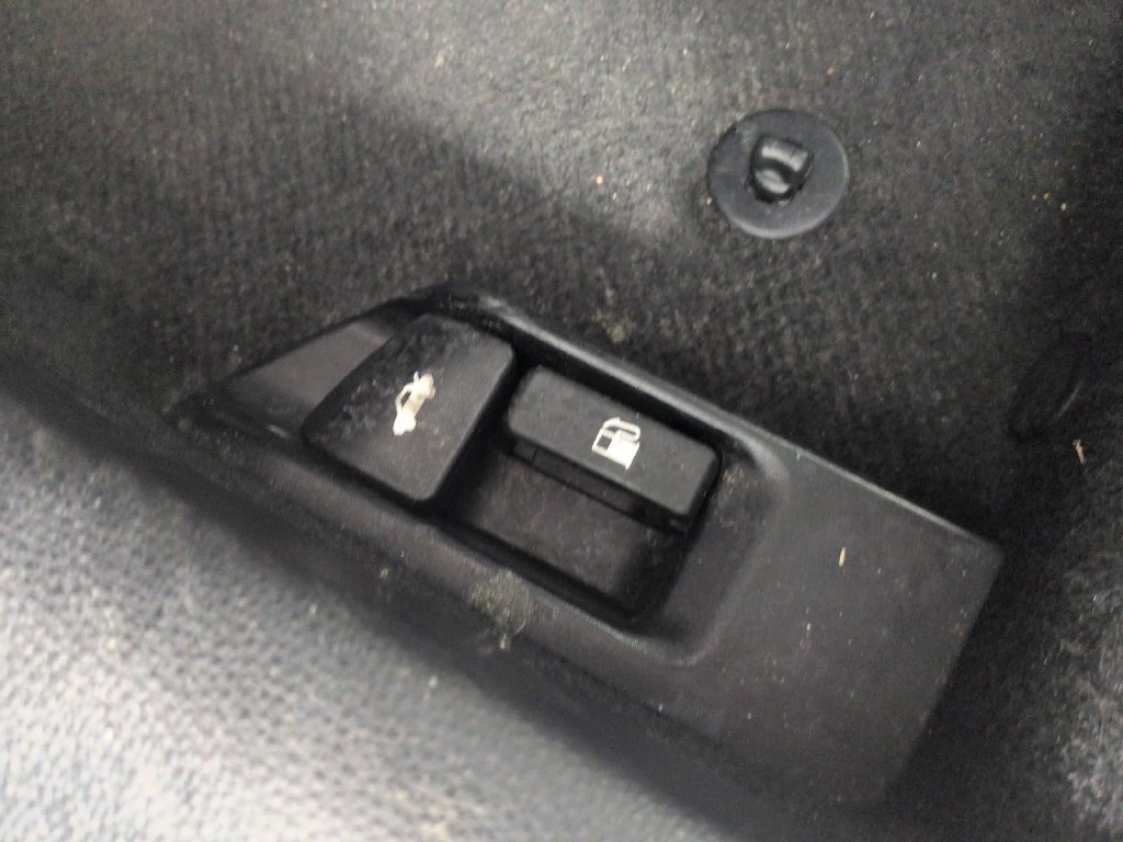 2024 Toyota Corolla LE - Photo 17