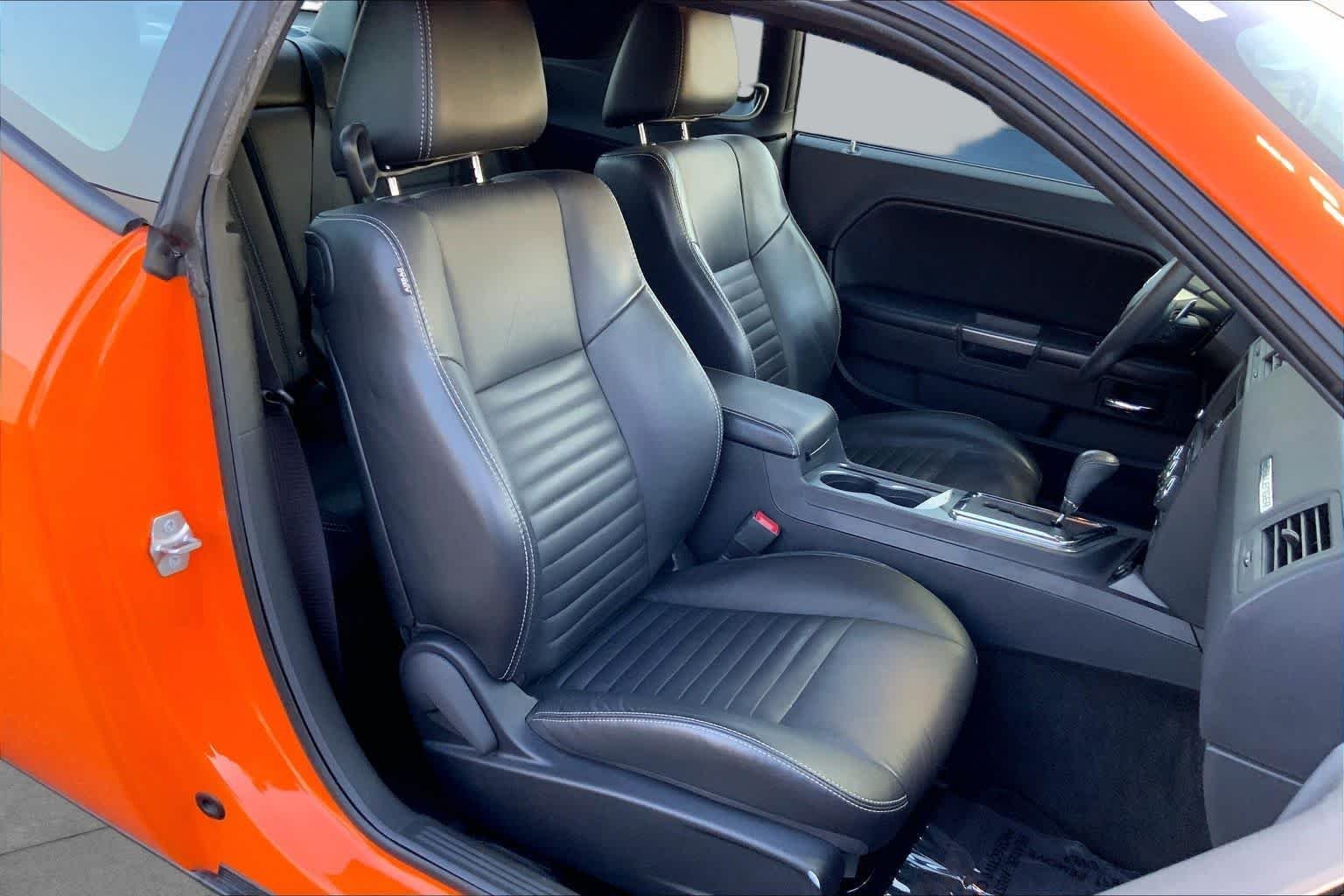 Used 2014 Header Orange Clearcoat Dodge R/T Plus image 8