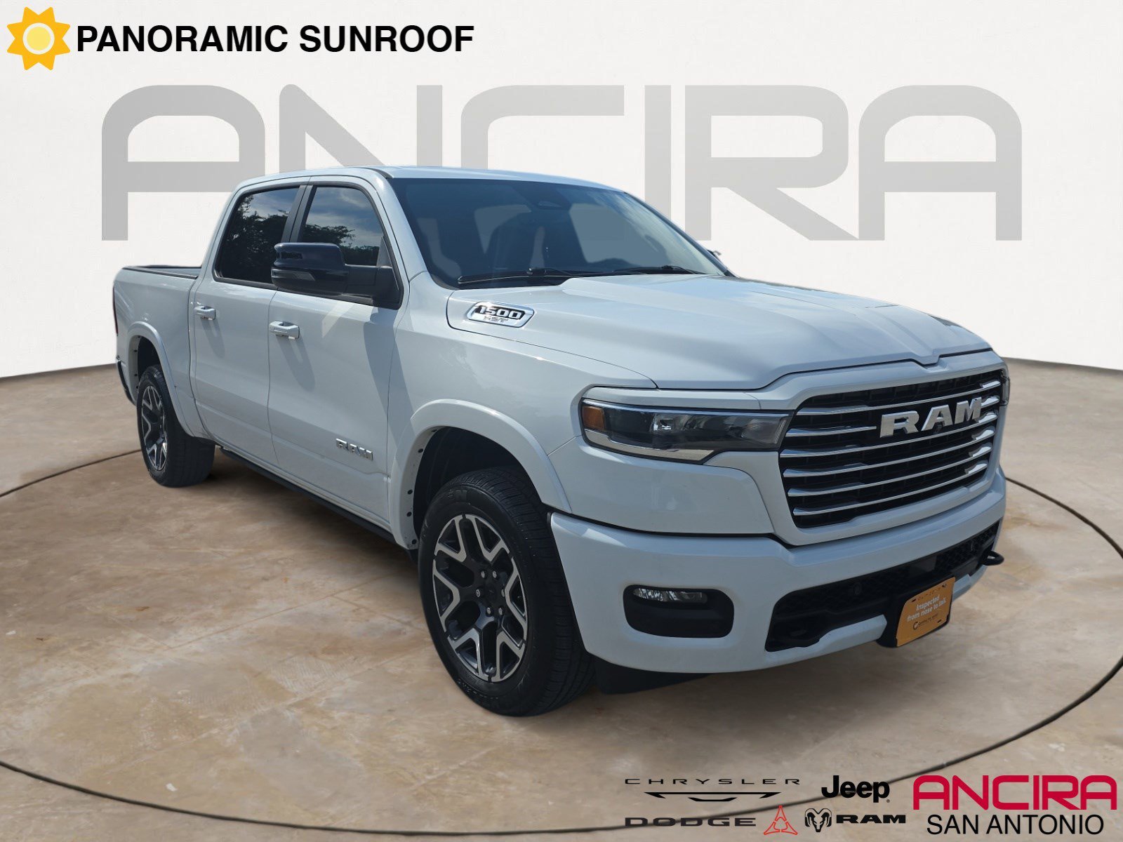 2025 RAM 1500 Laramie 4x4 Crew Cab 5'7's photo
