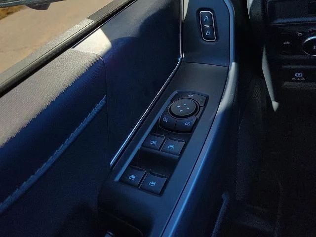 New 2026 Antimatter Blue Metallic Ford XLT image 13