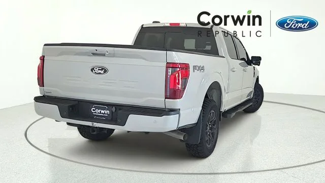 Certified Used 2024 Avalanche Ford XLT image 5