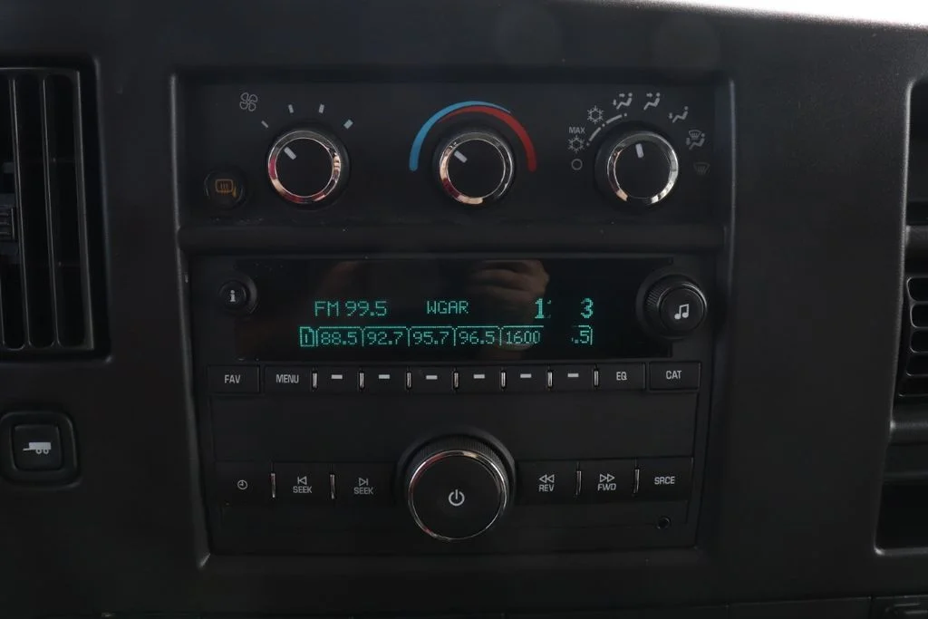 Used 2025 Summit White Chevrolet EXT image 19