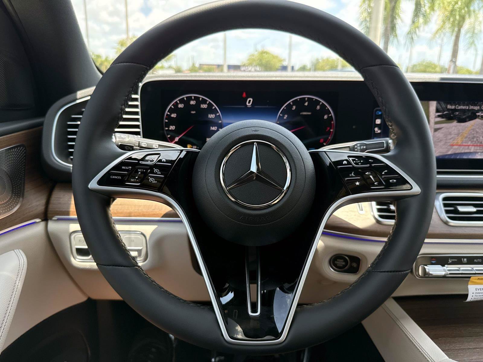 New 2026 Moonlight White Mercedes-Benz 350 4MATIC® SUV image 30