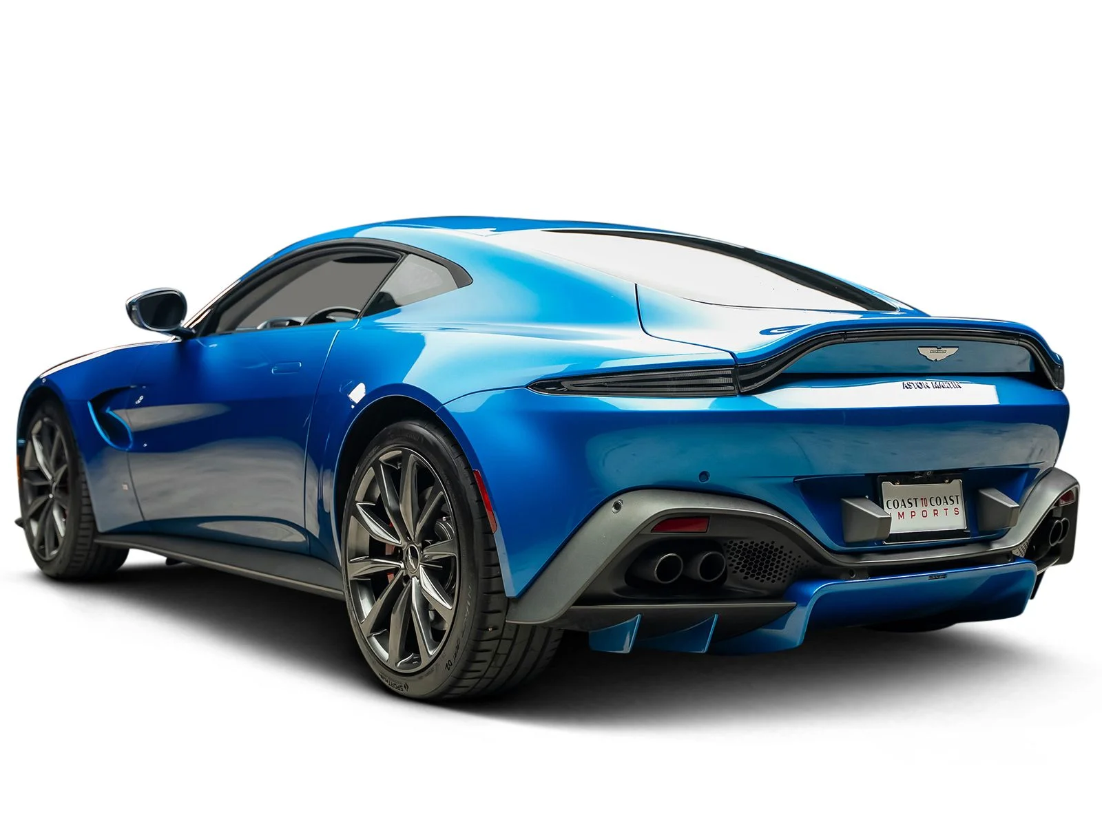 Used 2020 Blue Aston Martin Base image 3