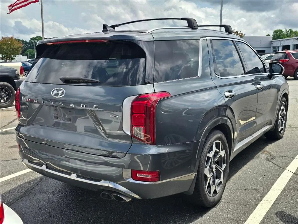 Used 2022 Gray Hyundai Calligraphy image 12