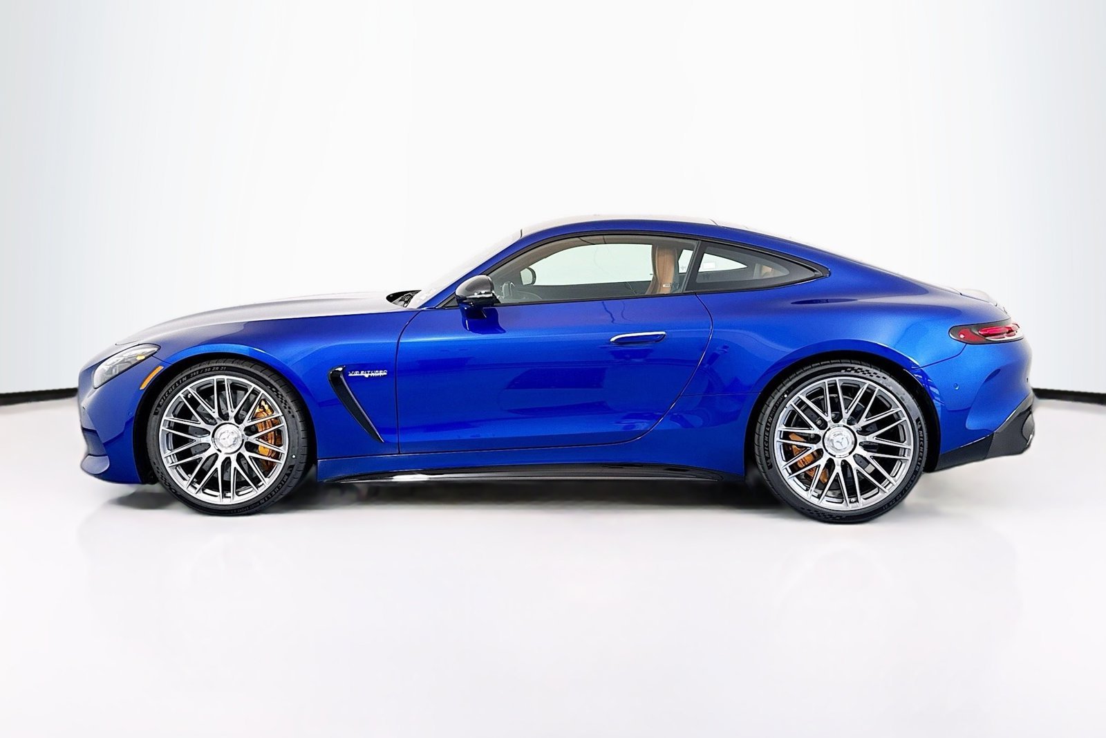 2025 Mercedes-Benz AMG GT Coupe 55 - Photo 8