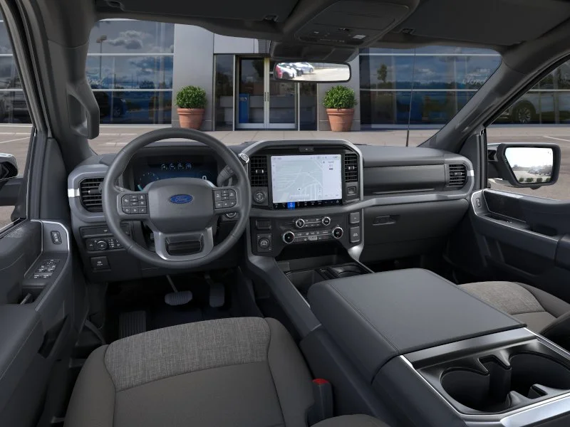 New 2026 Oxford White Ford XLT image 9