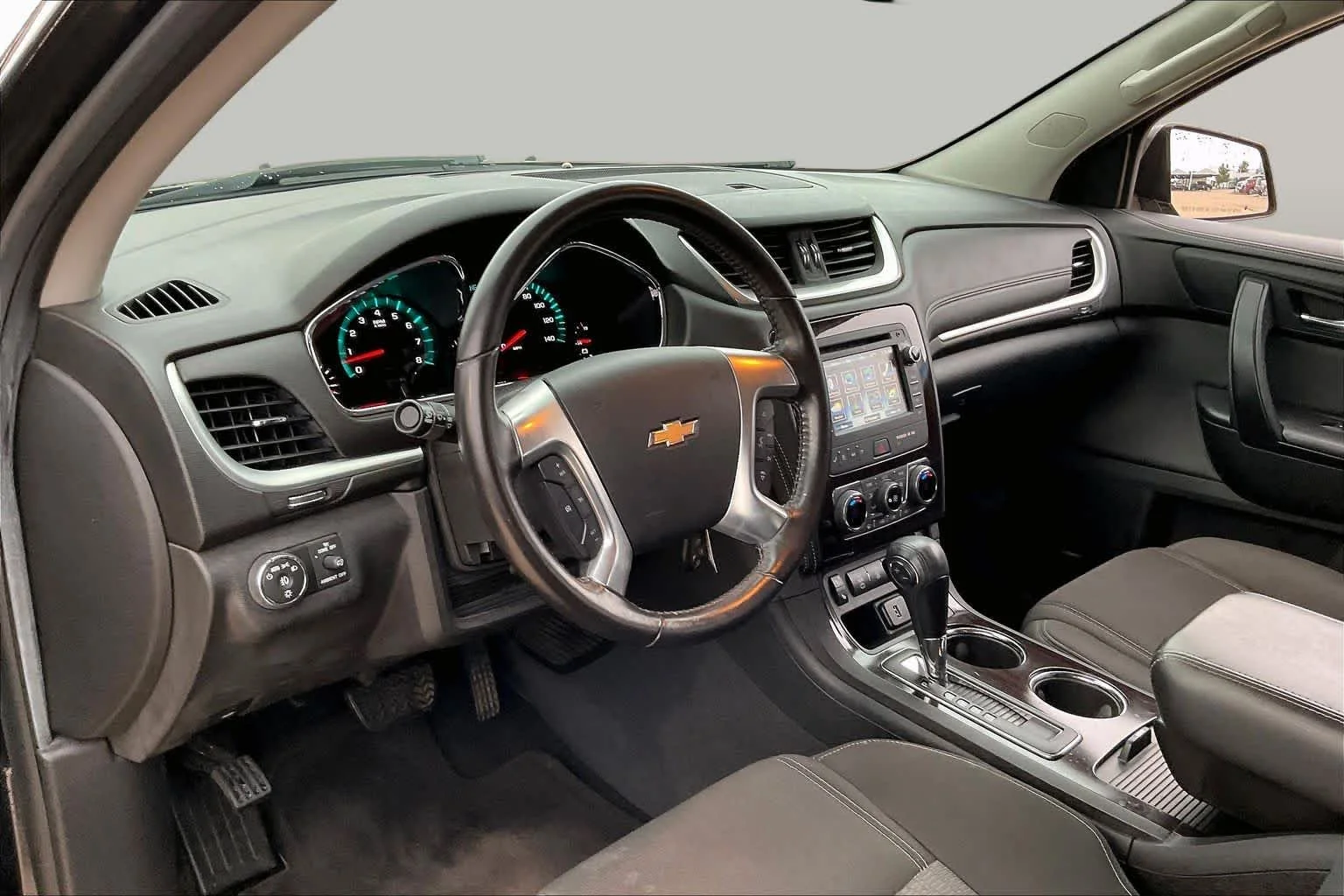 Used 2016 Tungsten Metallic Chevrolet LT image 16