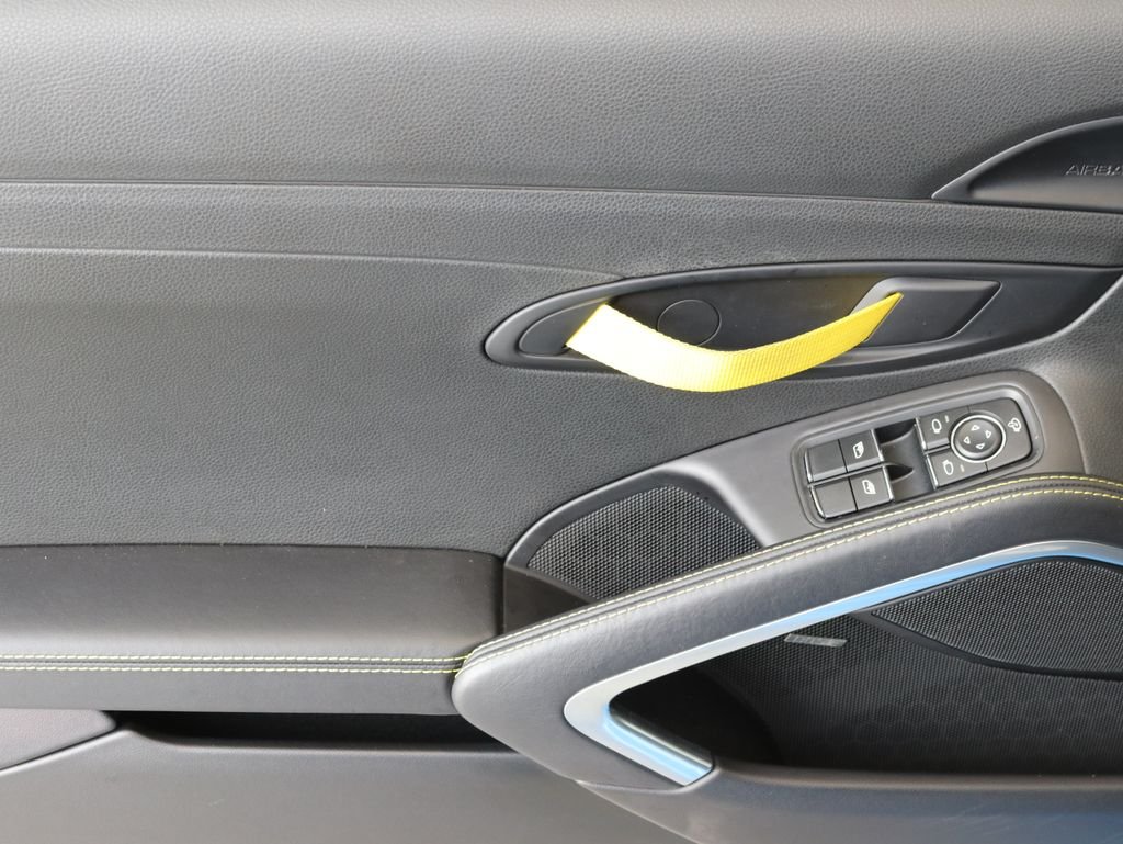 2022 Porsche 718 T - Photo 13