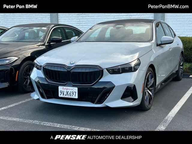 2026|BMW|5 Series|550e xDrive|4D Sedan