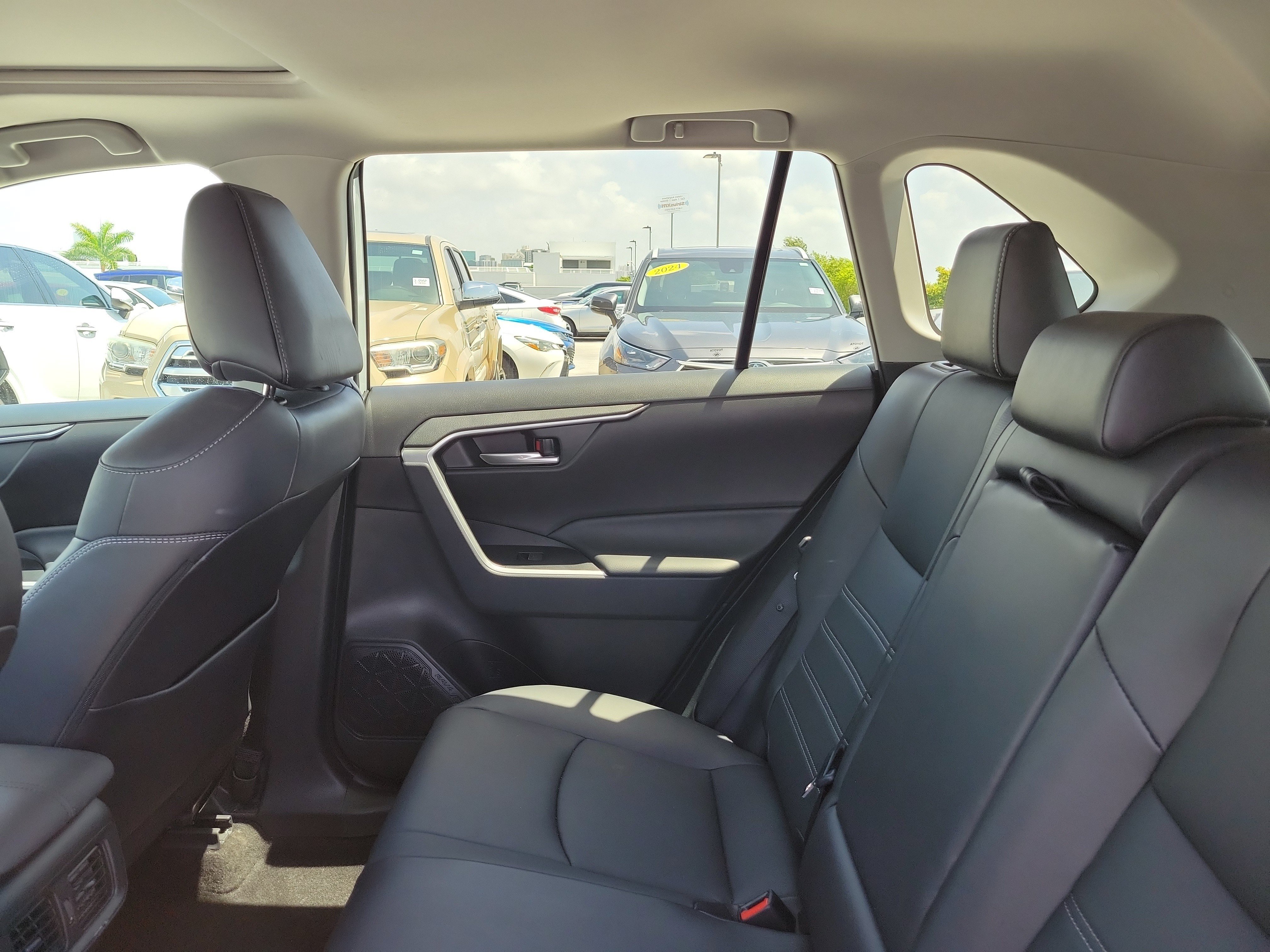 Certified Used 2023 Pearl Toyota XLE Premium image 14