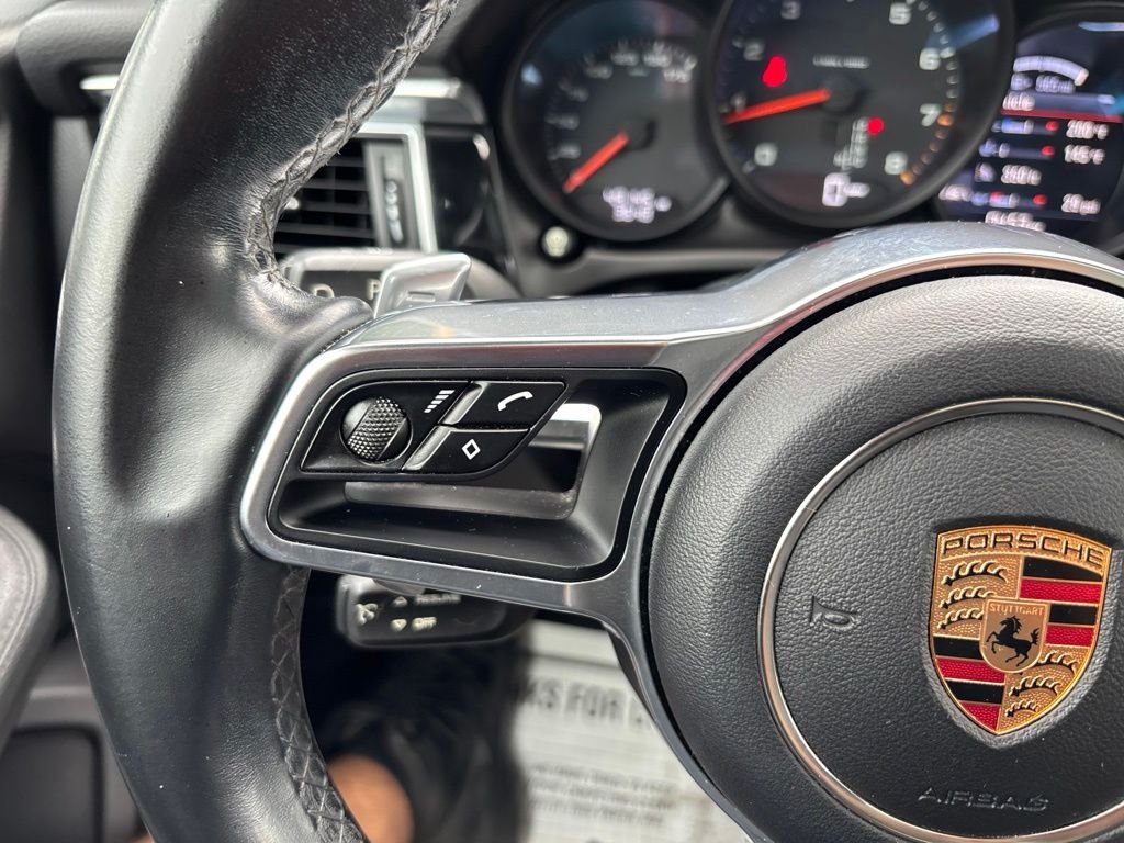 Used 2017 White Porsche Base image 27