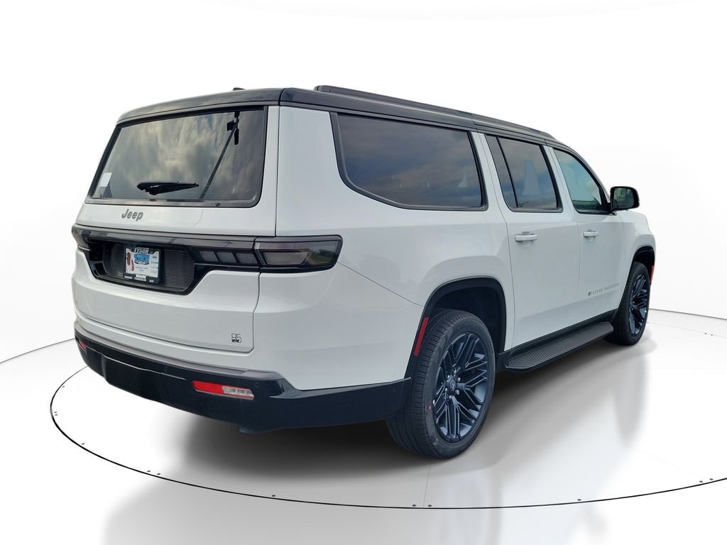 New 2026 Bright White Clear-Coat Exterior Paint Jeep  image 4