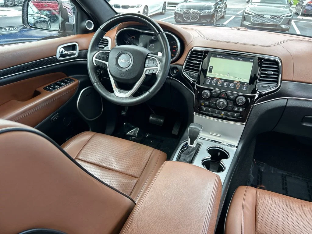 Certified Used 2019 Velvet Red Pearlcoat Jeep Summit image 10