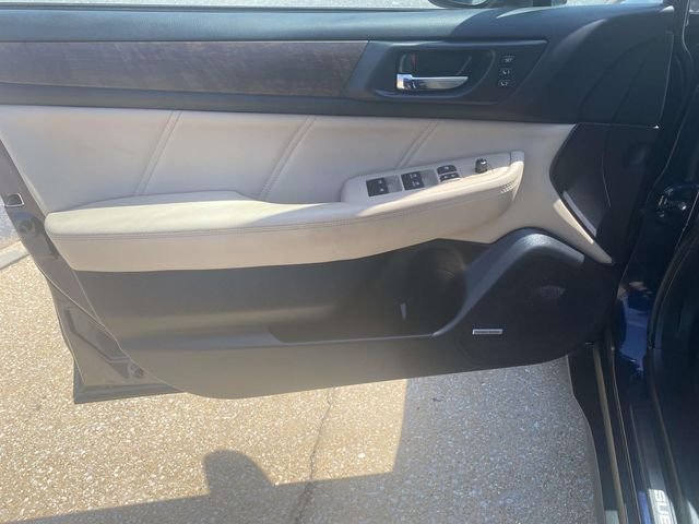 Used 2018 Blue Subaru 2.5i image 13