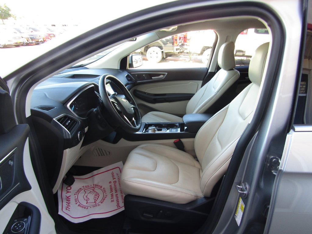 Used 2020 Silver Ford Titanium image 23