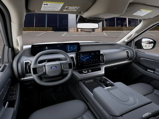 New 2027 Star White Metallic Tri-Coat Ford Active image 9